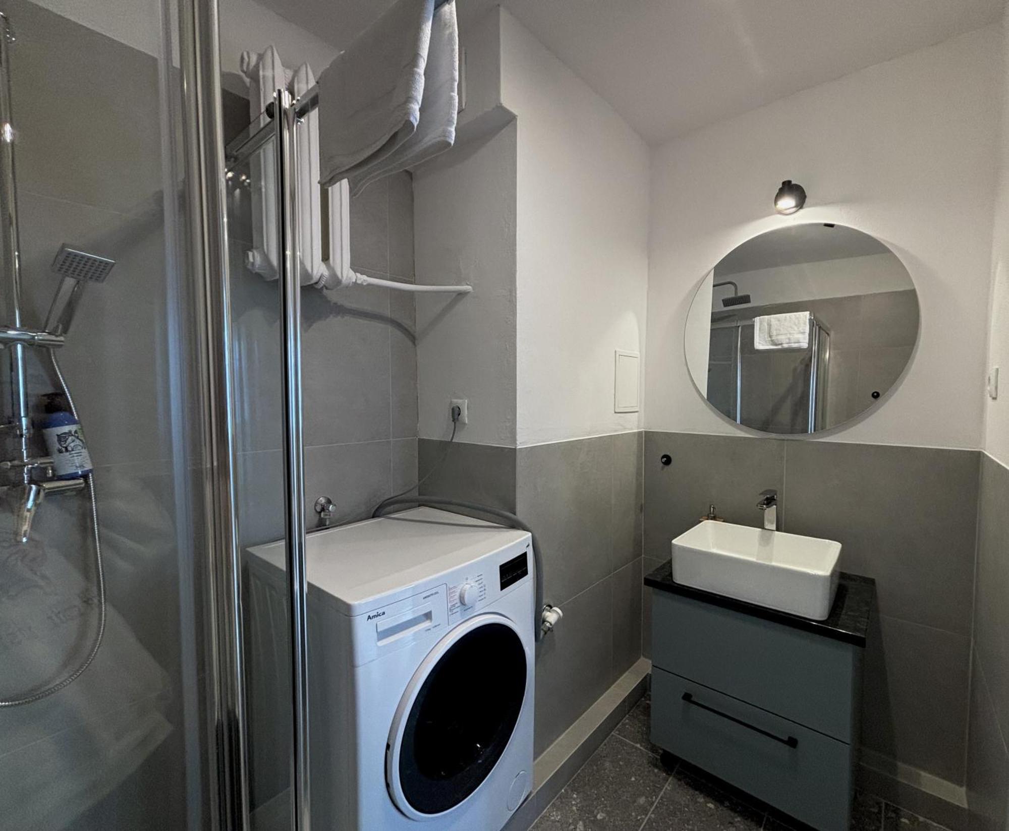Oomph Warsaw Central 3-Bedroom Flat Экстерьер фото