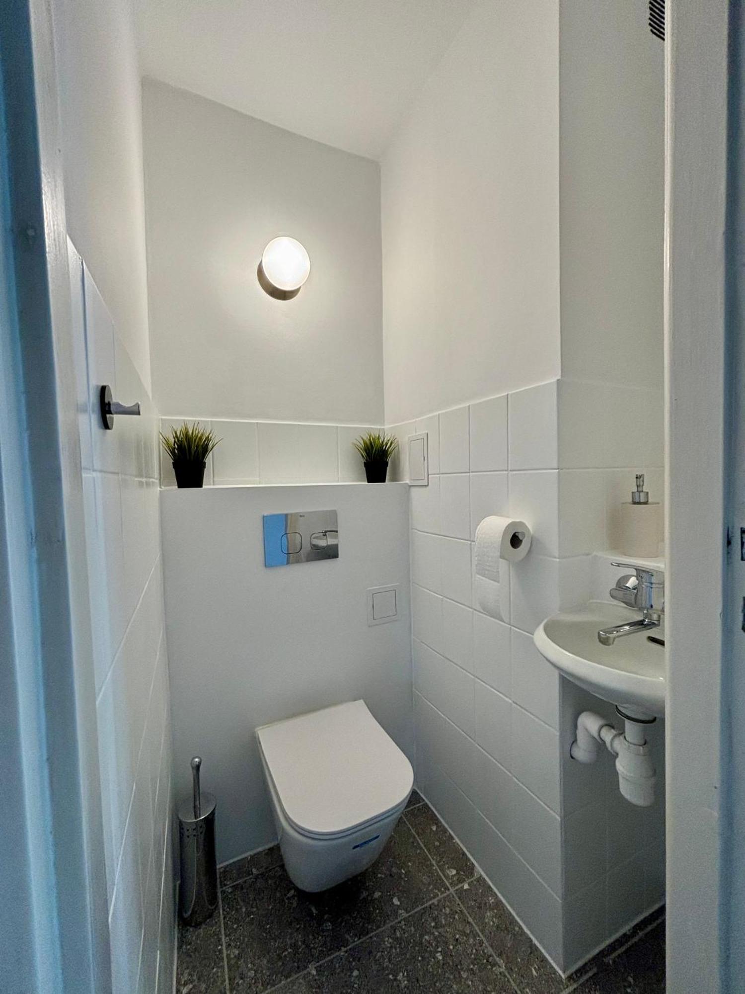 Oomph Warsaw Central 3-Bedroom Flat Экстерьер фото